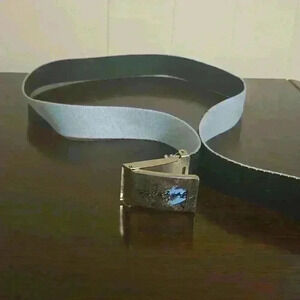 Billabong womans  belt, reversible blue and black, adjustable